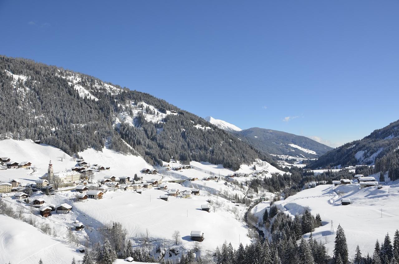 Der Paternwirt Hotel Maria Luggau Kültér fotó